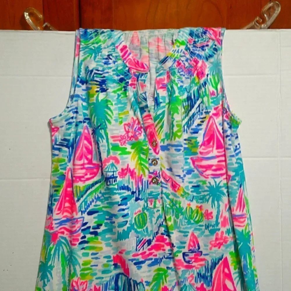 Lilly Pulitzer Sleeveless Vee Neck Dress...XXS